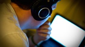 Trabajo en primera línea digital, ¿cómo puedo protegerme de los contenidos traumáticos?