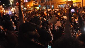 Considere la fuente: La importancia del testigo ocular en la cobertura de noticias en tiempo real